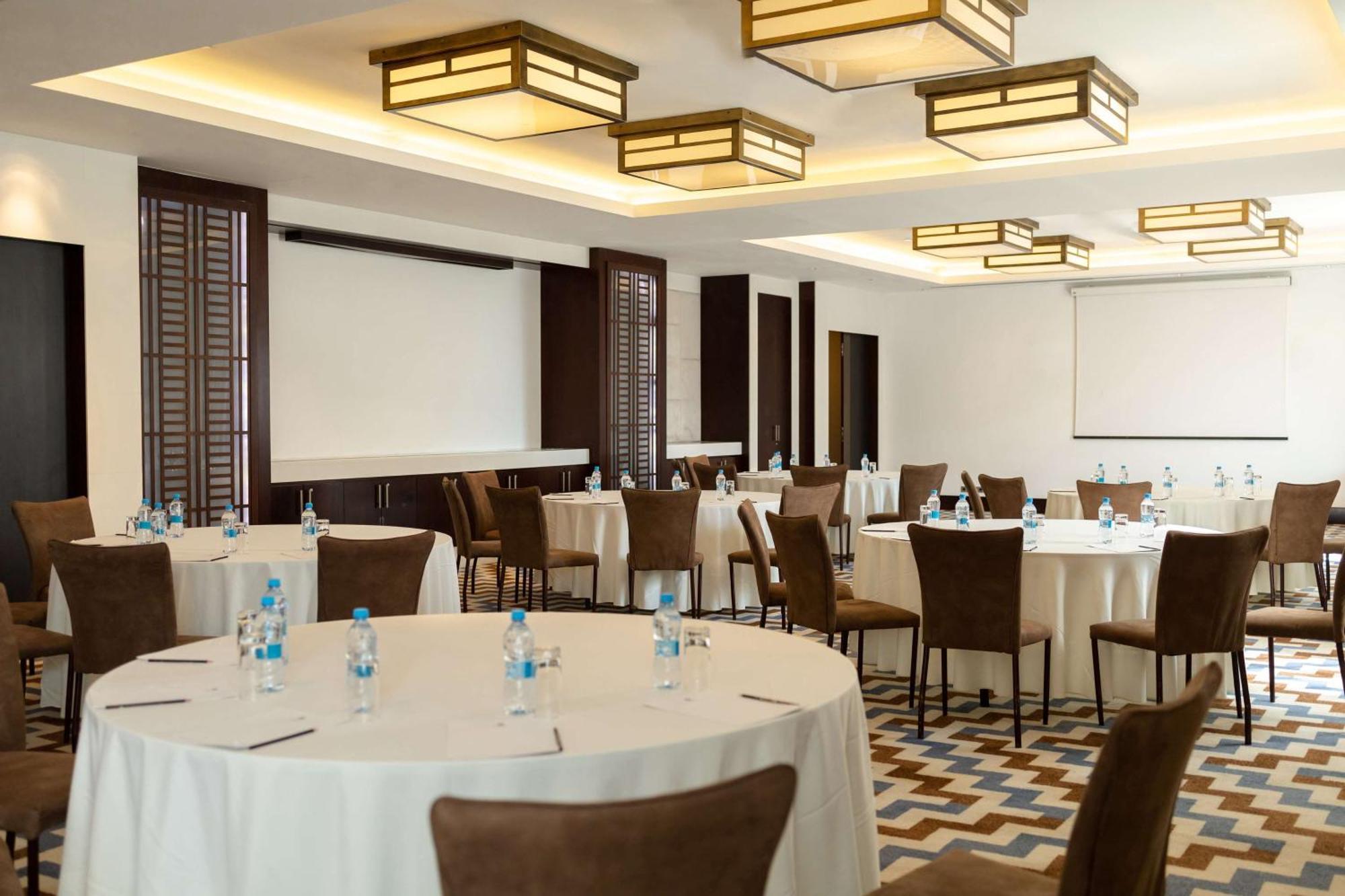 Hyatt Regency Dushanbe Esterno foto